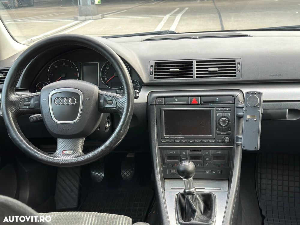 Audi A4 2.0 TDI Avant - 8