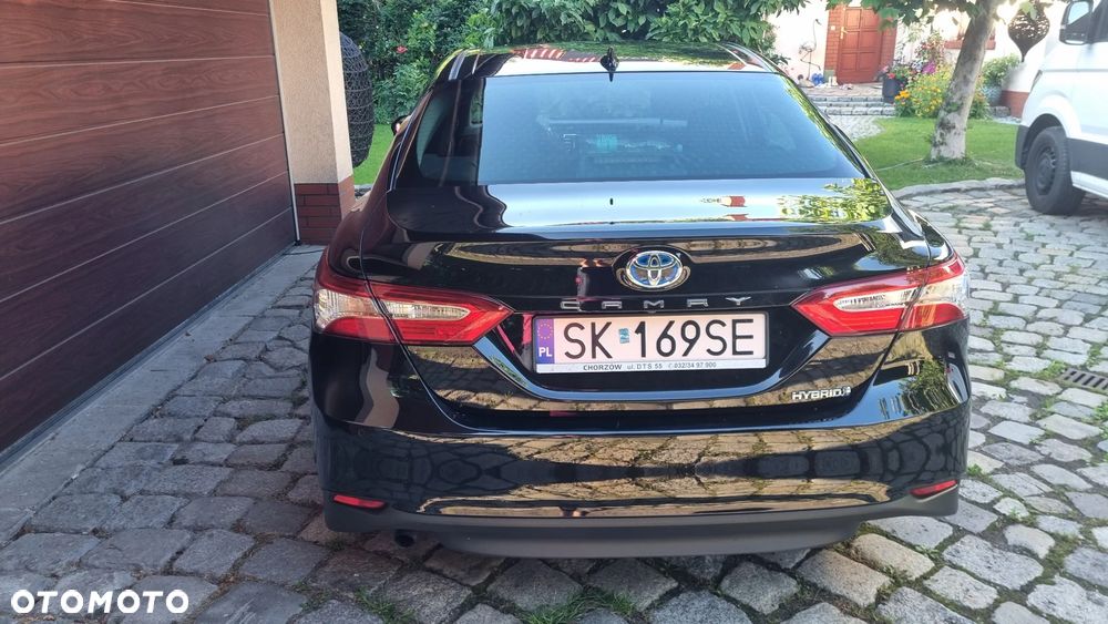 Toyota Camry 2.5 Hybrid Comfort CVT - 2