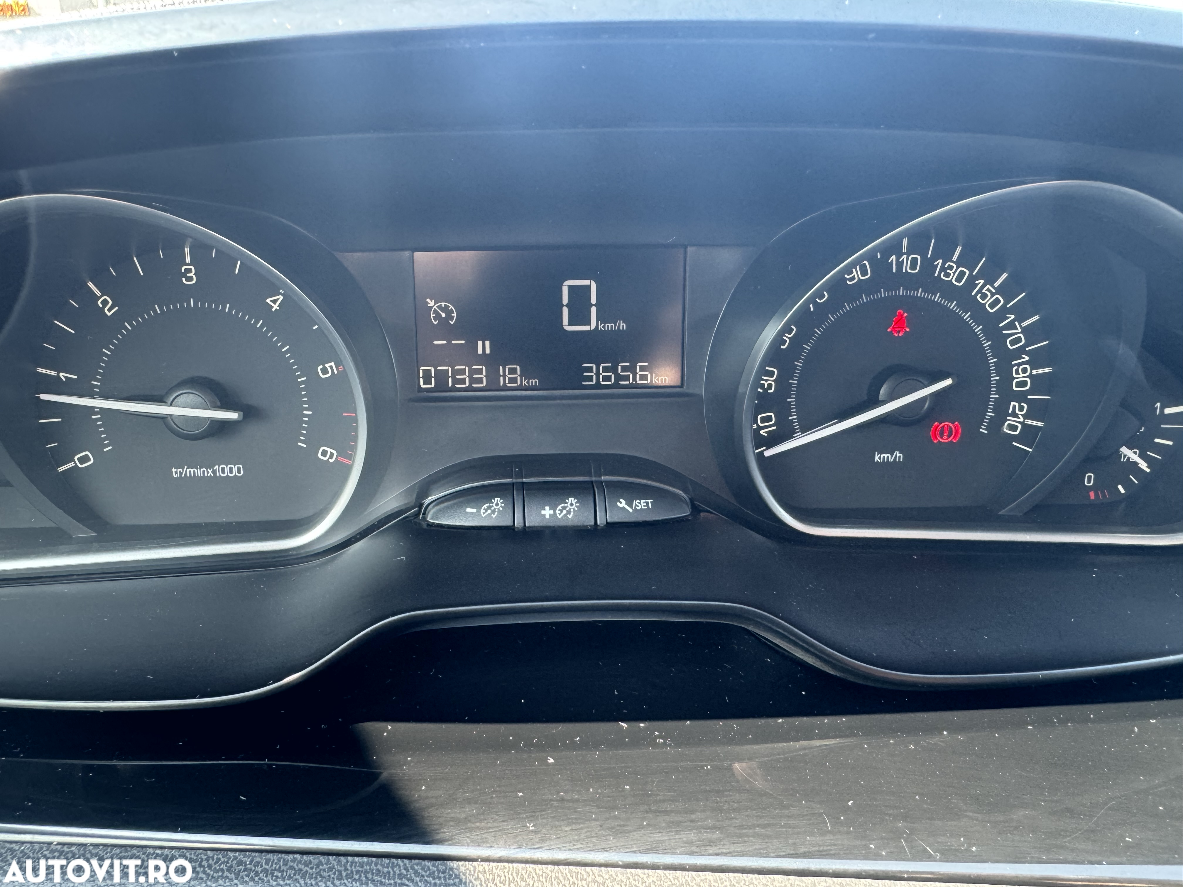 Peugeot 208 1.5 BlueHDi STT Active Pack - 15