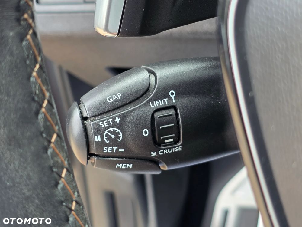 Peugeot 3008 PureTech 180 Stop & Start GPF EAT8 GT - 22
