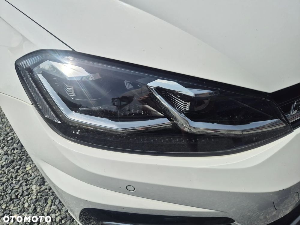 Volkswagen Golf - 5