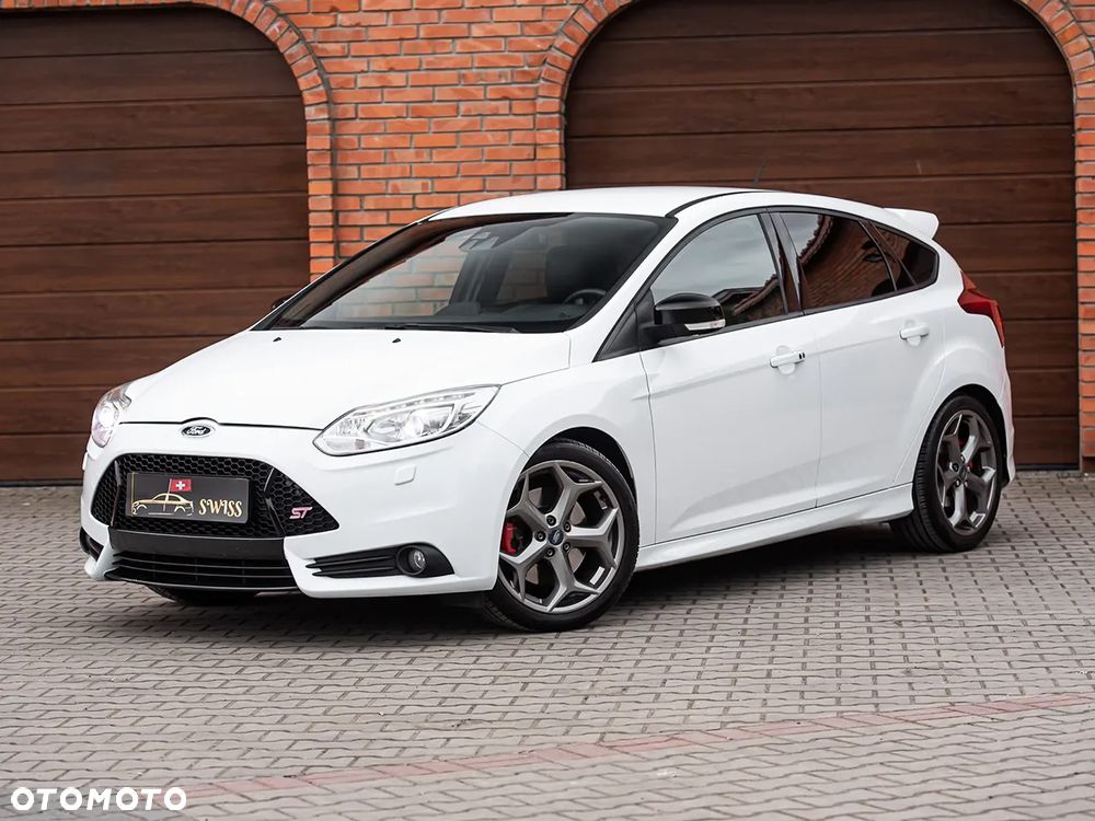 Ford Focus 2.0 EcoBoost ST - 6