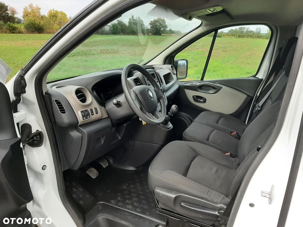 Renault Trafic - 14