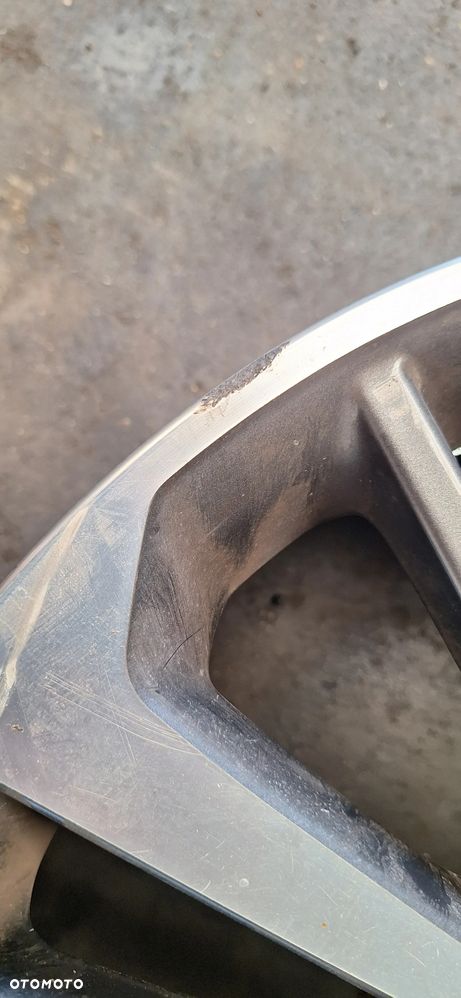 Opel Insignia B Alufelgi Kpl 18 18 8.5J Et 49  5x115 39076883 - 35