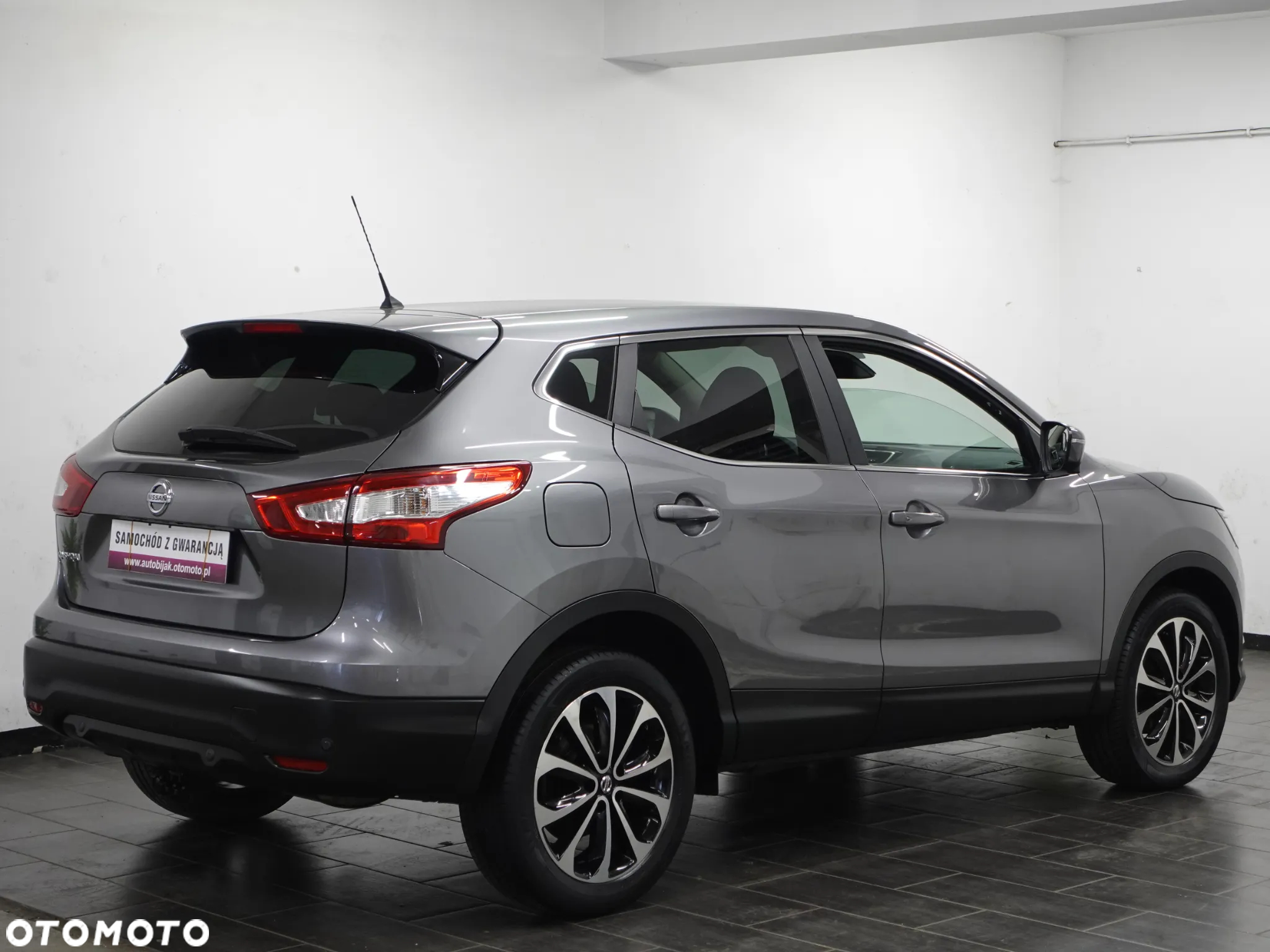 Nissan Qashqai 1.6 DCi N-Connecta Xtronic EU6 - 9