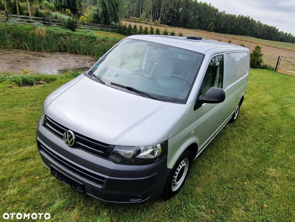 Volkswagen T5 FL - 10