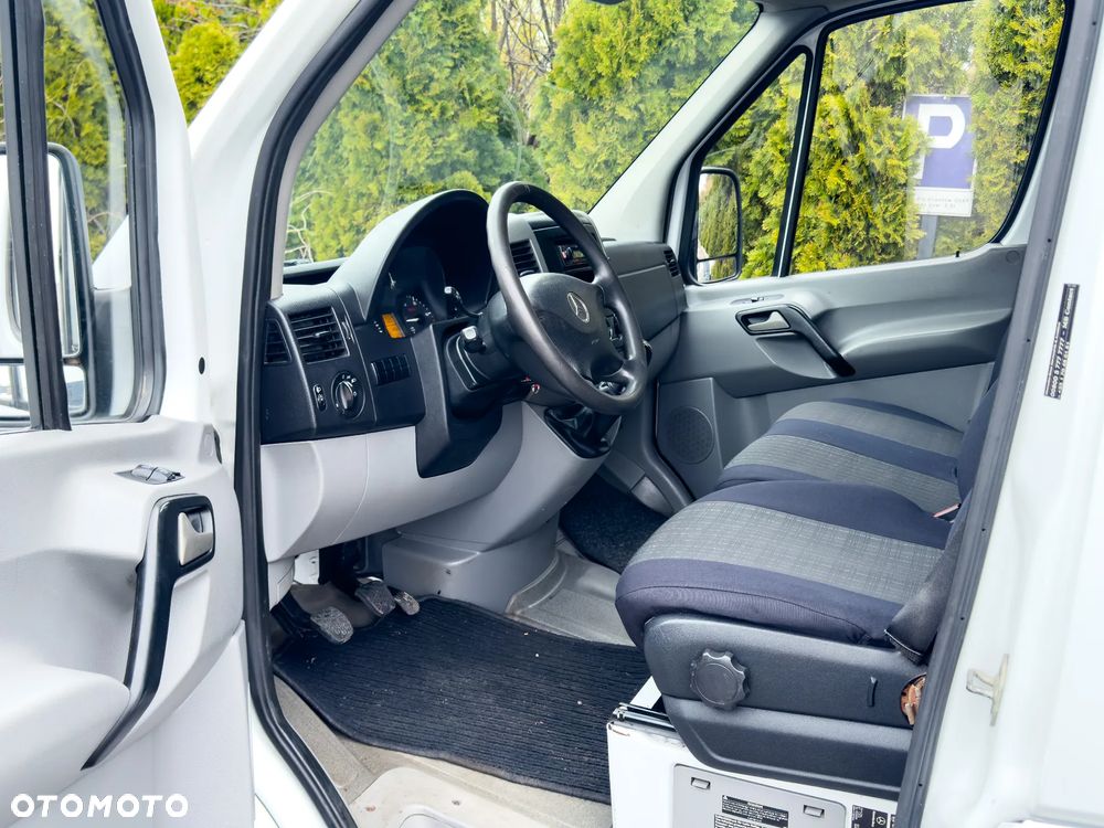 Mercedes-Benz SPRINTER - 22