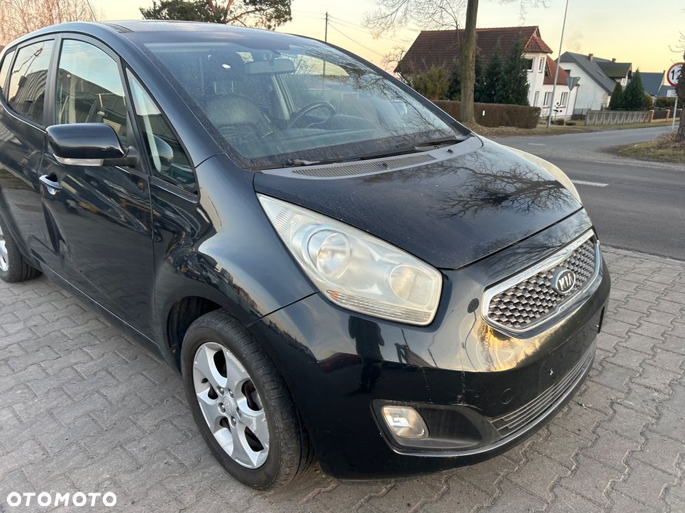 Kia Venga - 39