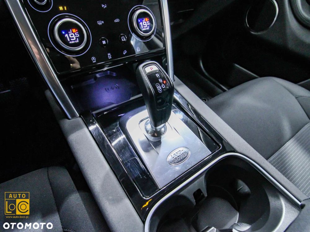 Land Rover Discovery Sport 2.0 D240 SE - 26