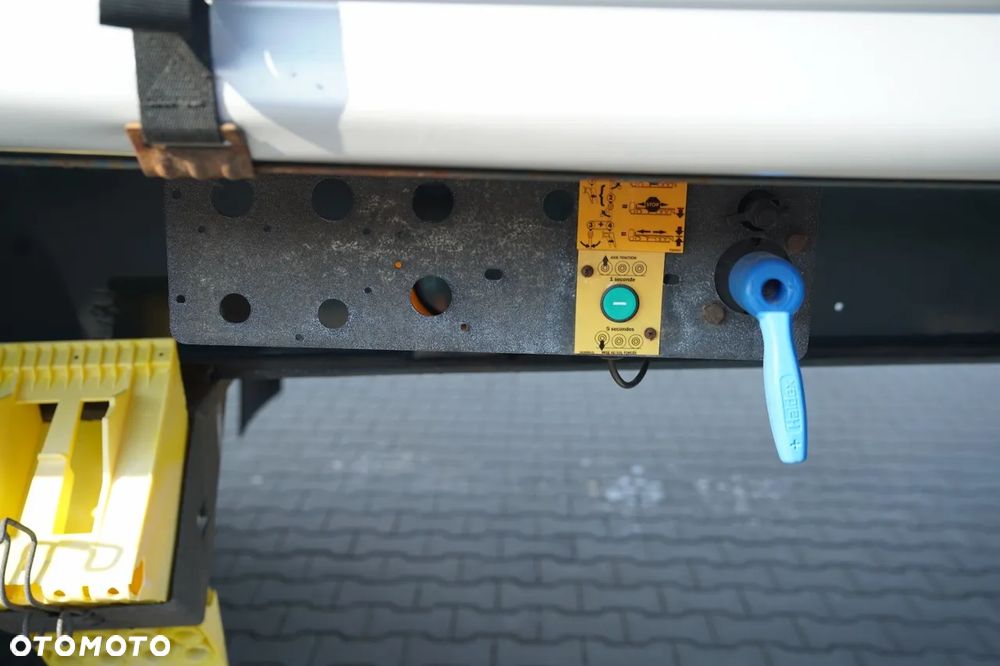 Fruehauf FIRANKA / STANDARD /  OŚ PODNOSZONA / MOCNA PODŁOGA SZYNA DESKA / - 21