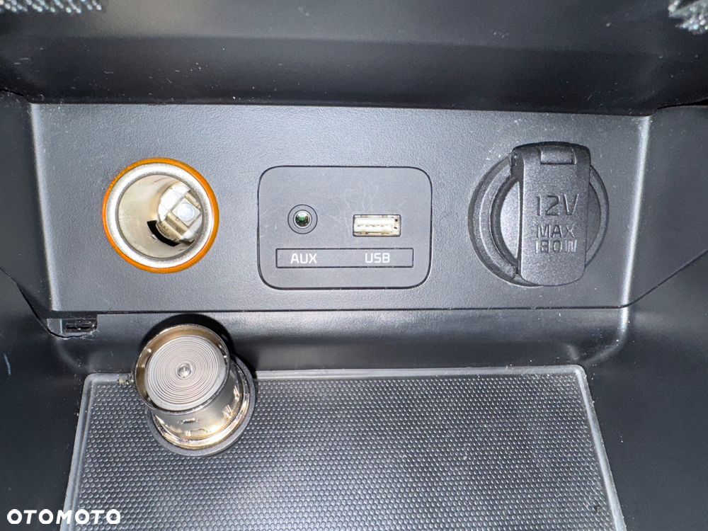 Kia Carens 1.7 CRDi 141 ISG Spirit - 27