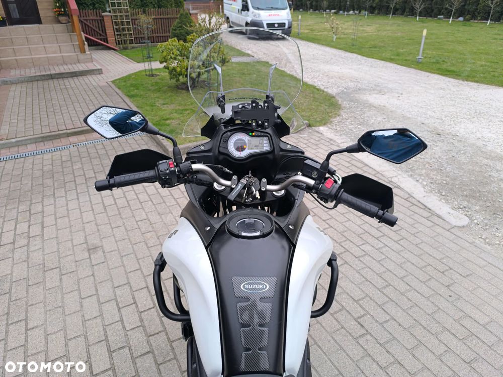 Suzuki V-STROM - 21