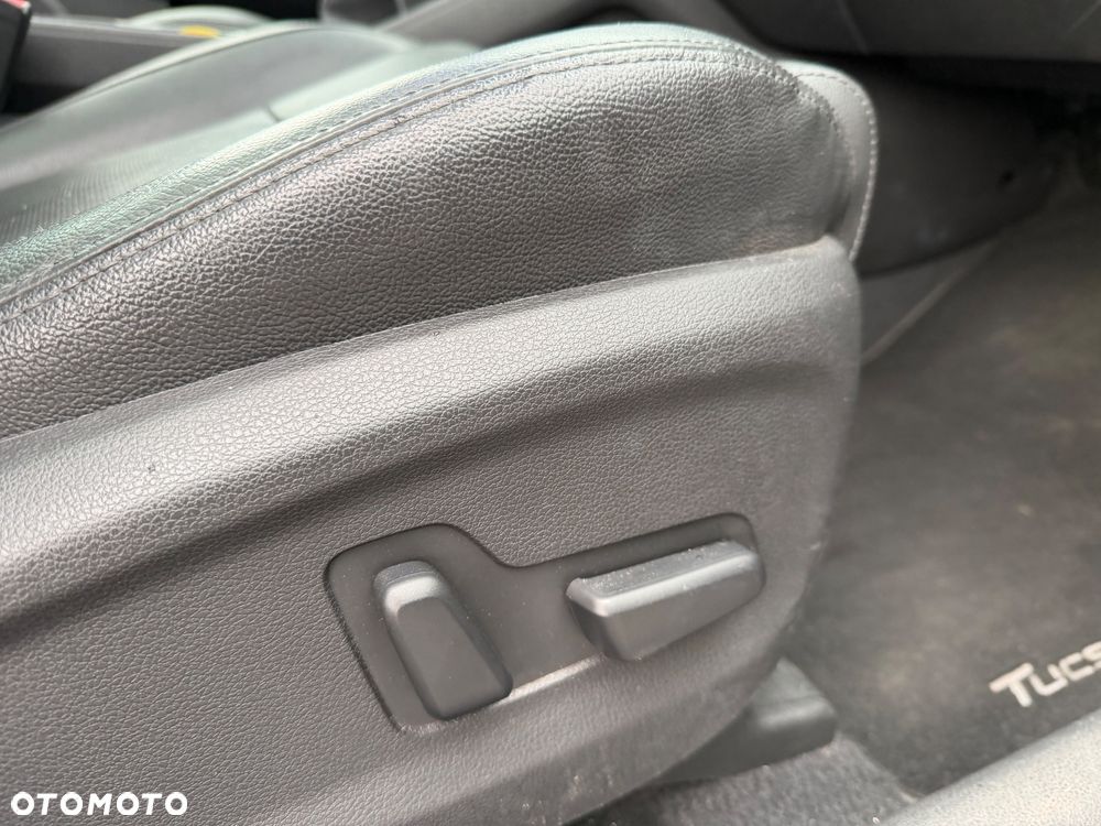 Hyundai Tucson blue 1.7 CRDi 2WD Advantage - 26