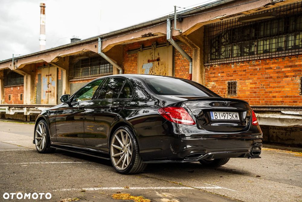 Mercedes-Benz Klasa E 220 d 9G-TRONIC - 2