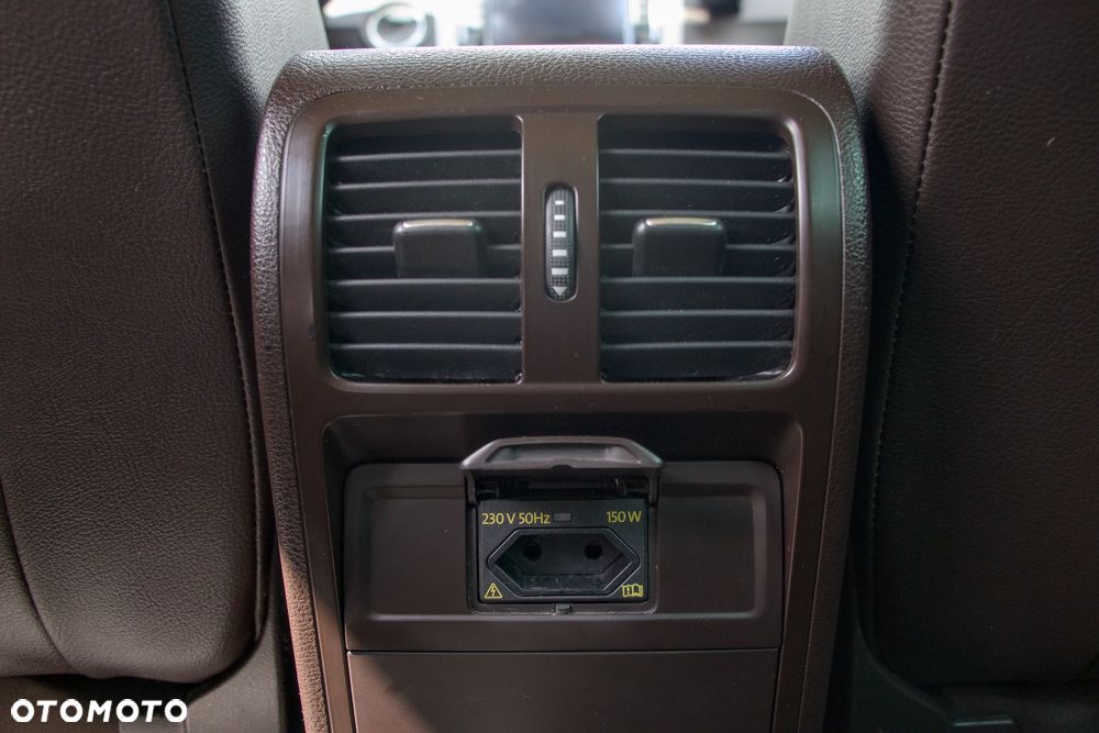 Volkswagen Passat Variant 2.0 TDI DSG BlueMotion Technology Exclusive - 18