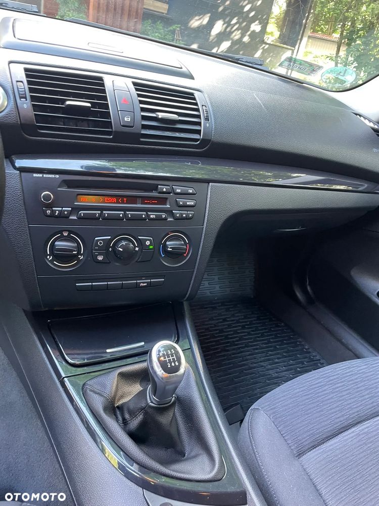BMW Seria 1 118d - 5