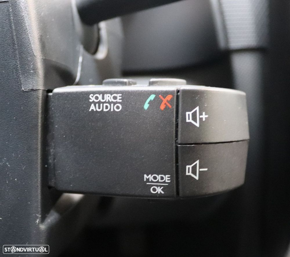 Renault Clio 1.2 16V Confort - 13