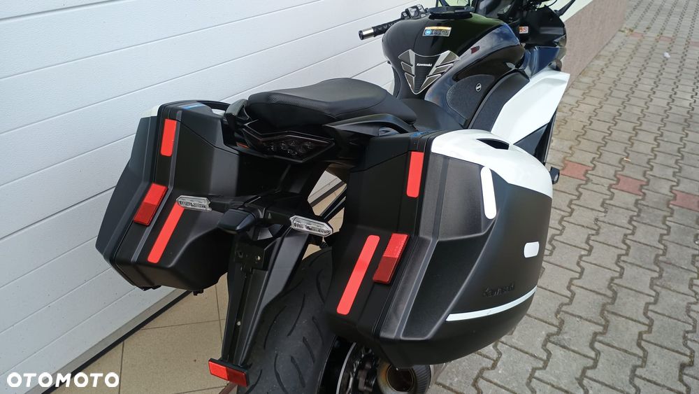 Kawasaki Ninja 1000 SX - 27