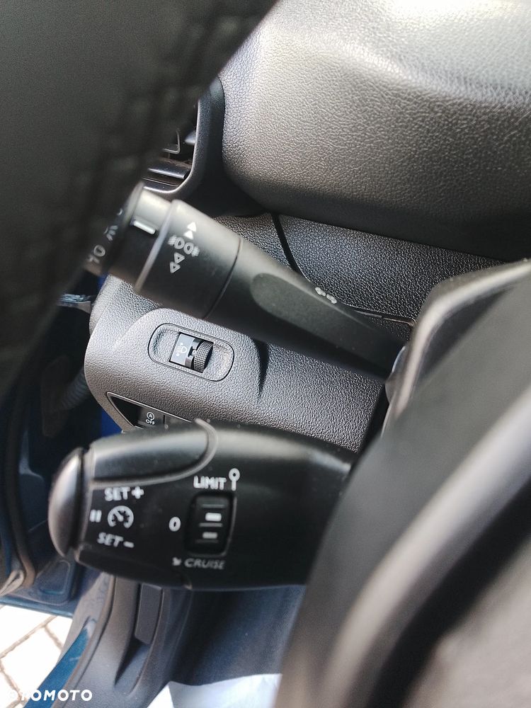 Toyota Proace Partner Berlingo Combo Doblo L2 Izoterma Chłodnia Salon PL półka Inox 3 osoby 2,5 DMC - 25