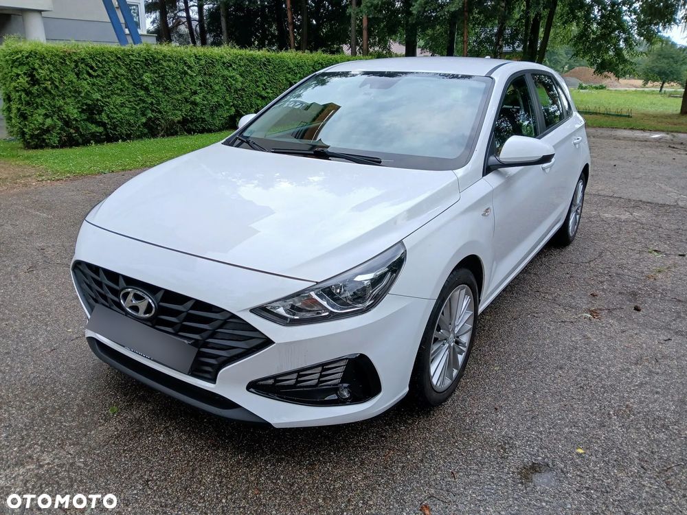 Hyundai i30 1.5 DPI Smart - 9