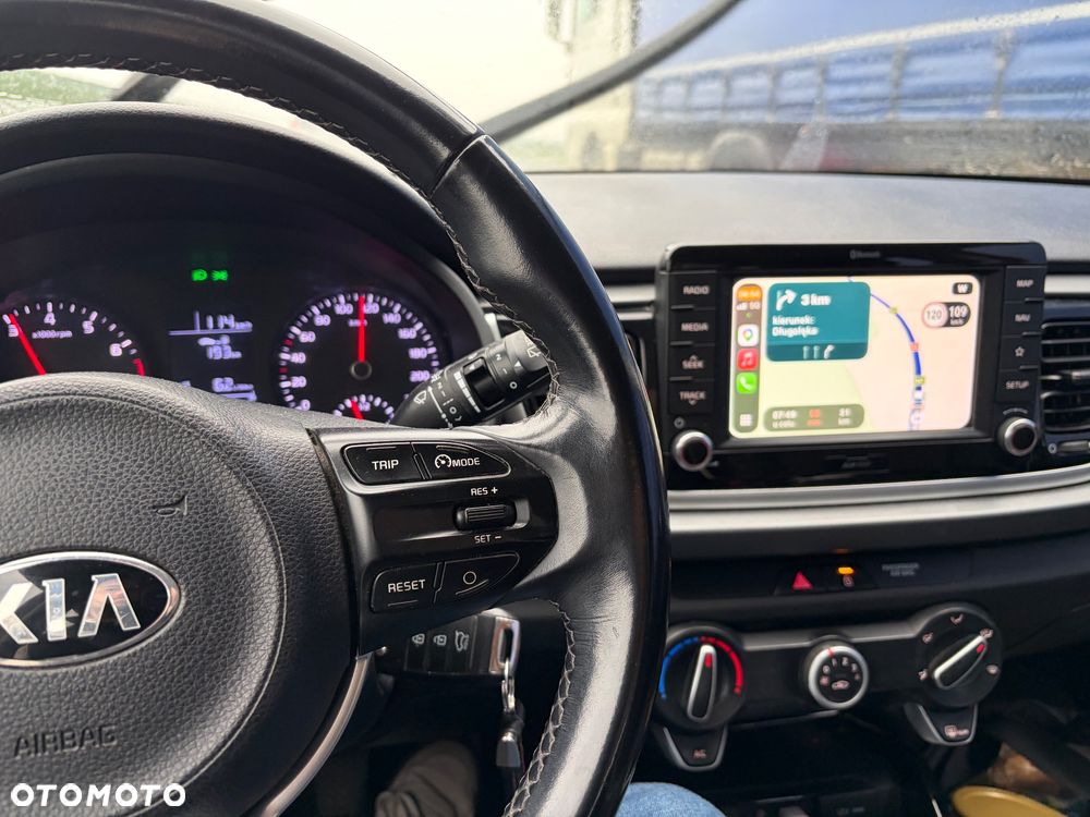 Kia Rio 1.2 L - 15