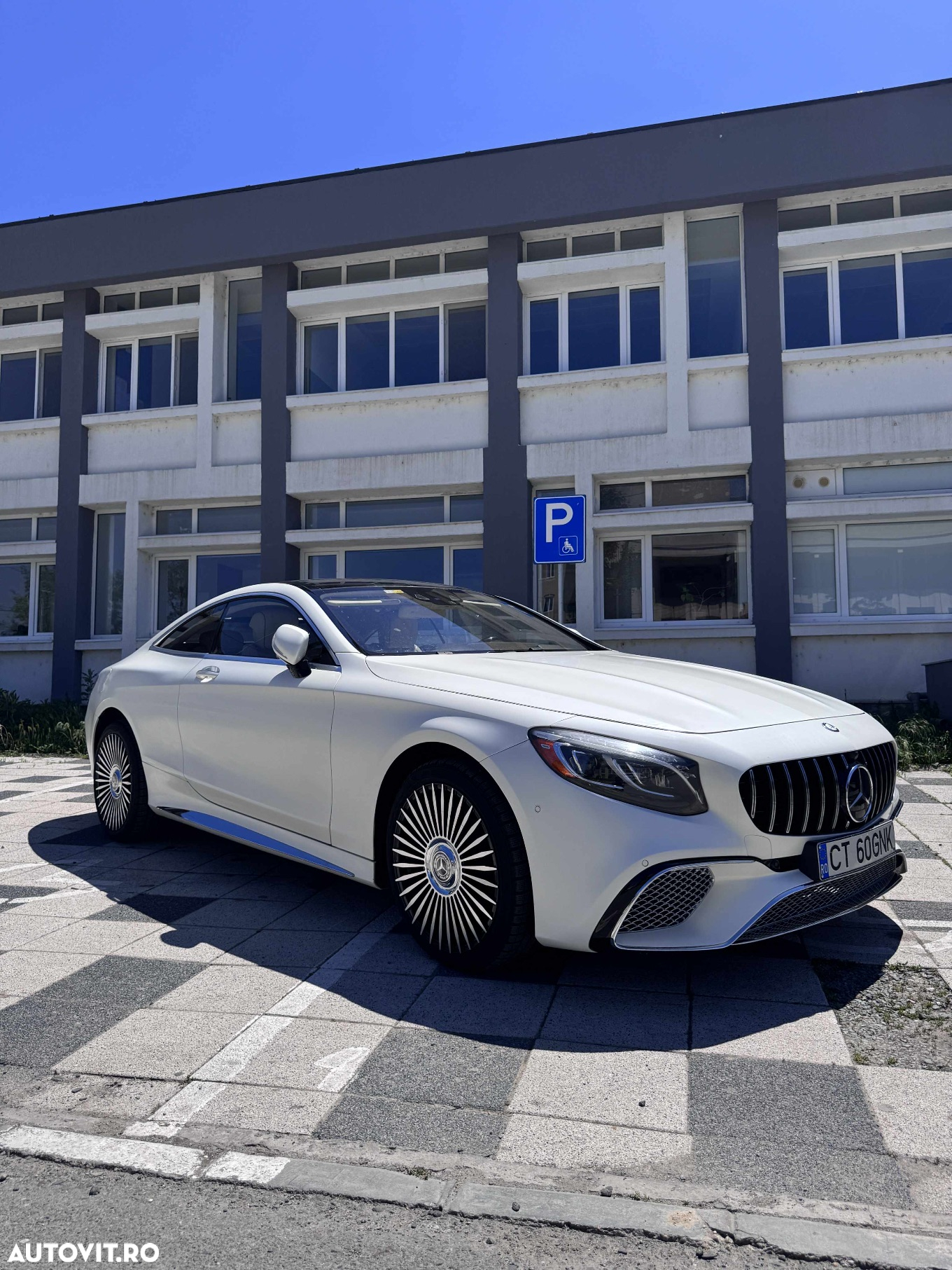 Mercedes-Benz S 500 4MATIC Coupe Aut - 8