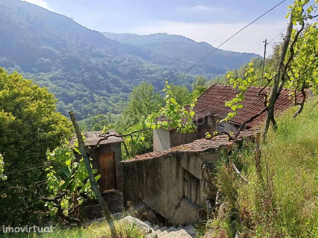 Moradia T1 / Cinfães, Ferreiros de Tendais - Grande imagem: 3/11