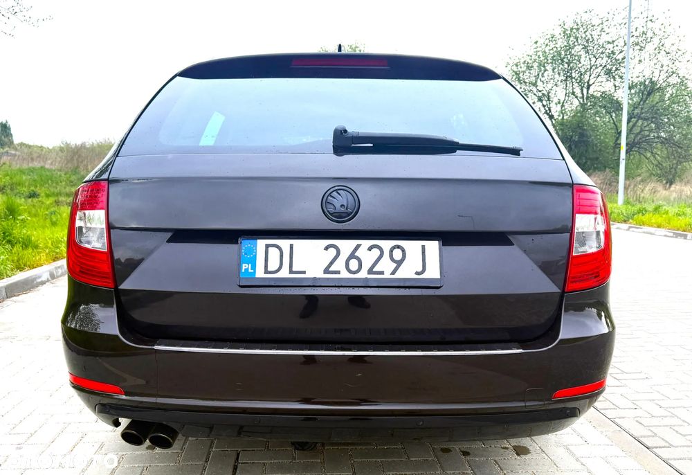Skoda Superb 2.0 TDI Business DSG - 5