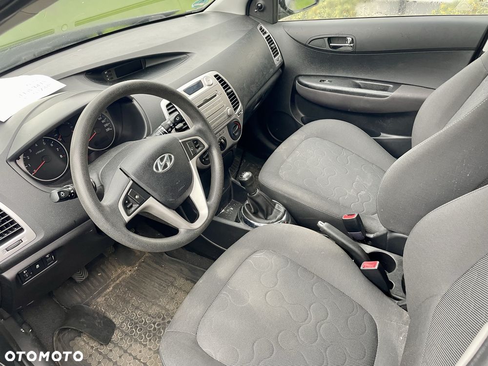 Hyundai i20 - 5