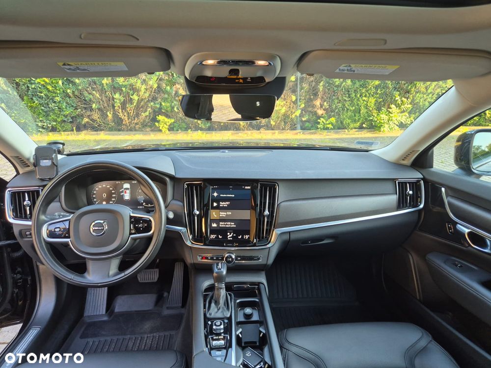 Volvo V90 Cross Country T6 AWD - 17