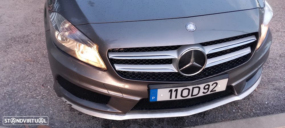 Mercedes-Benz A 180 - 6