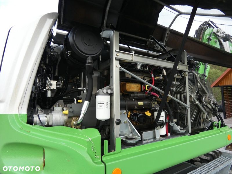 Liebherr A910 Compact / Z Niemiec / Super Stan / BEZ DPF / 2 Łyżki / - 26