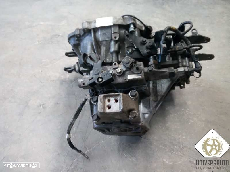 CAIXA VELOCIDADES KIA CEED FASTBACK 2006 - 3