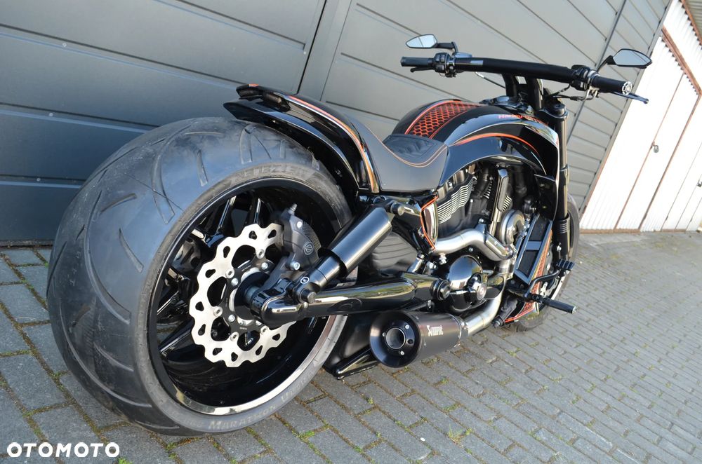 Harley-Davidson V-Rod Muscle - 19