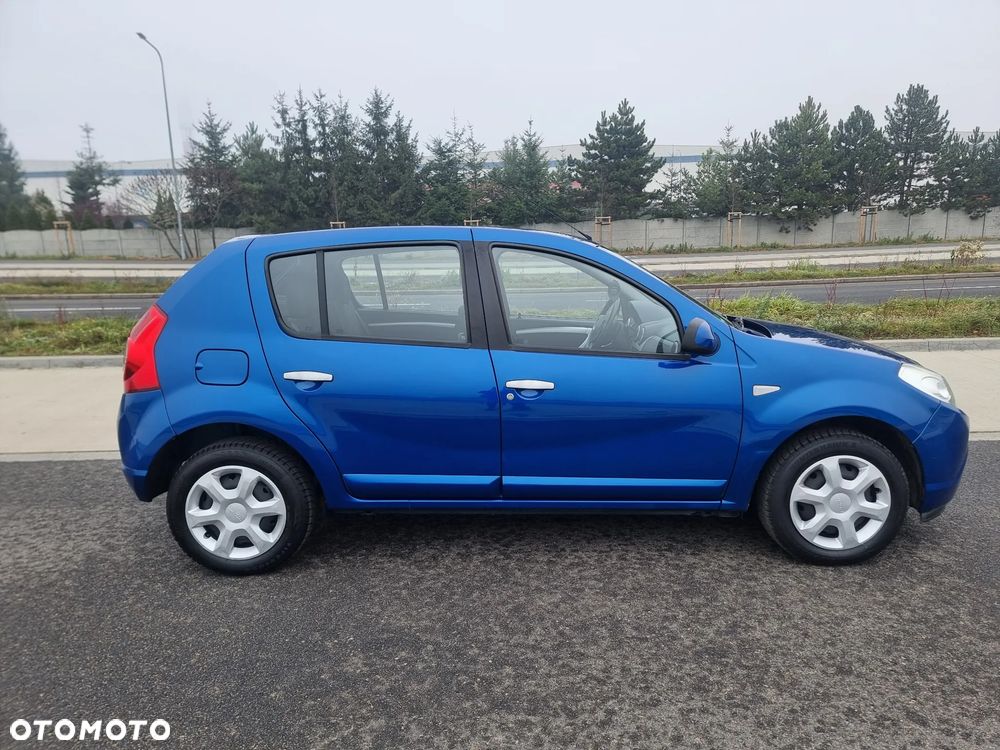 Dacia Sandero - 10