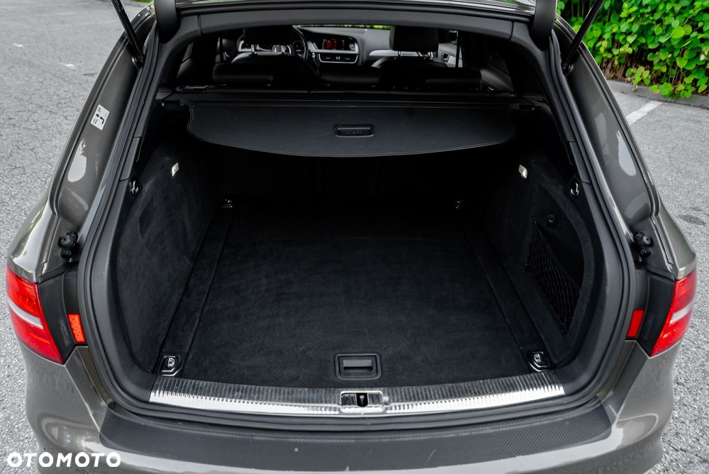 Audi A4 Avant 3.0 TDI DPF quattro S tronic S line Sportpaket - 27