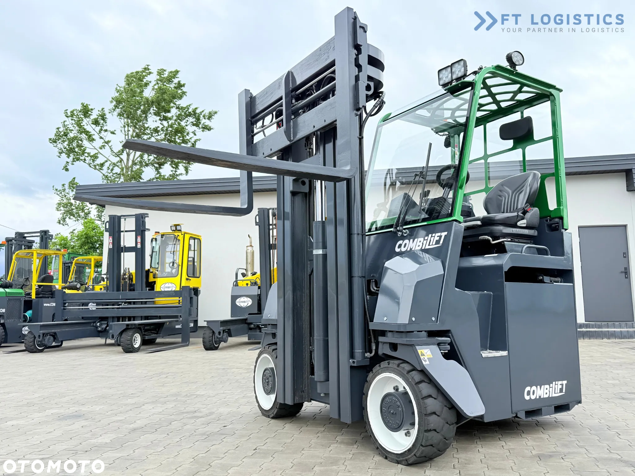 Combilift CBE4000 / TRIPLEX 5200MM / ELEKTRYCZNY / WOLNY SKOK / POZYCJONER / PRZESUW WIDEŁ / JAK NOWY - 21