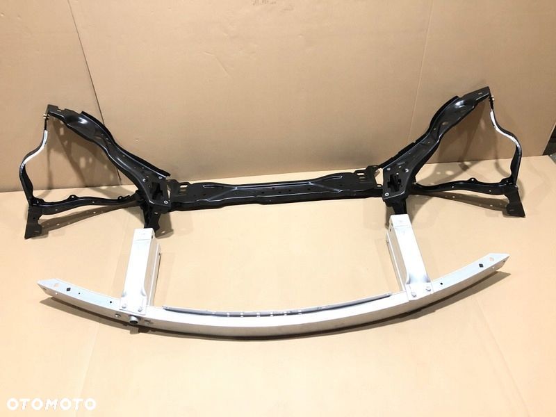 MERCEDES E KLASA W212 LIFT PAS PRZEDNI WZMOCNIENIE - 1