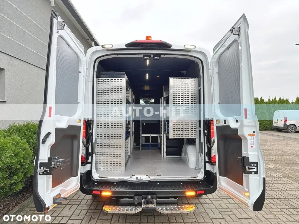 Ford Transit - 15
