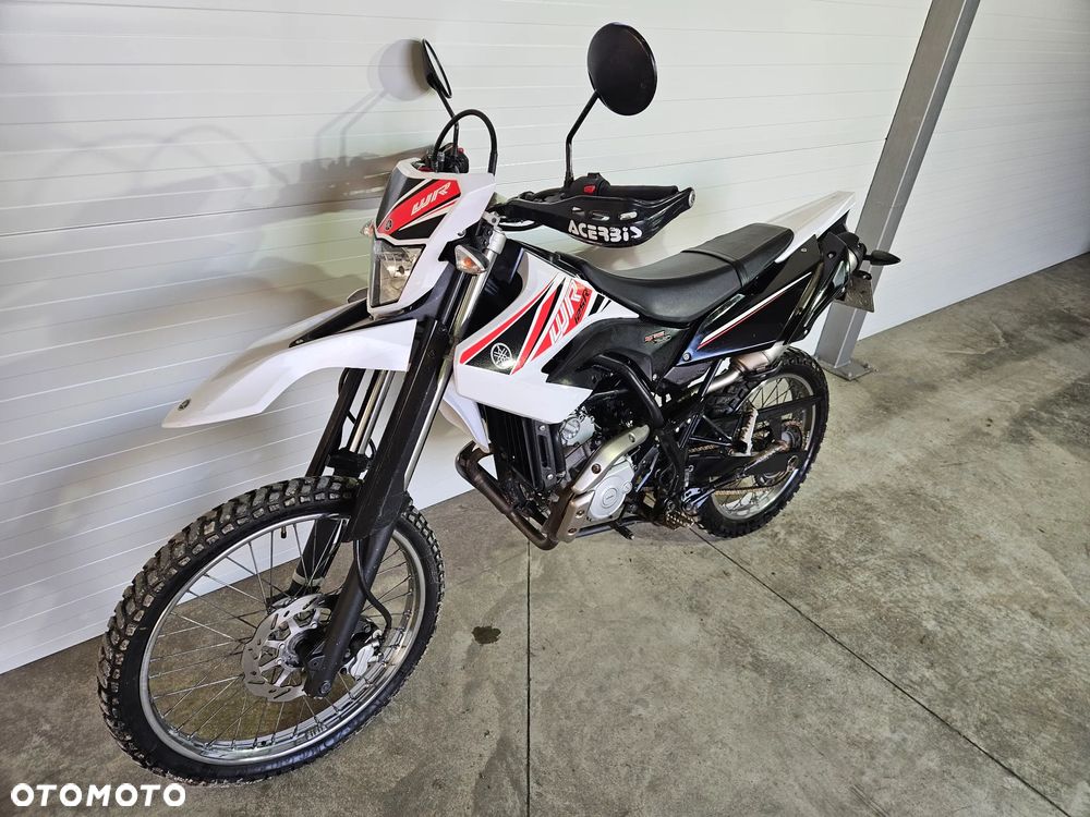 Yamaha WR - 7
