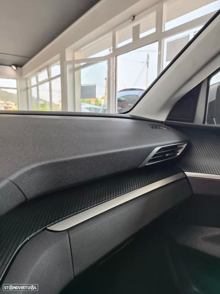 Peugeot 3008 1.5 BlueHDi Allure - 36