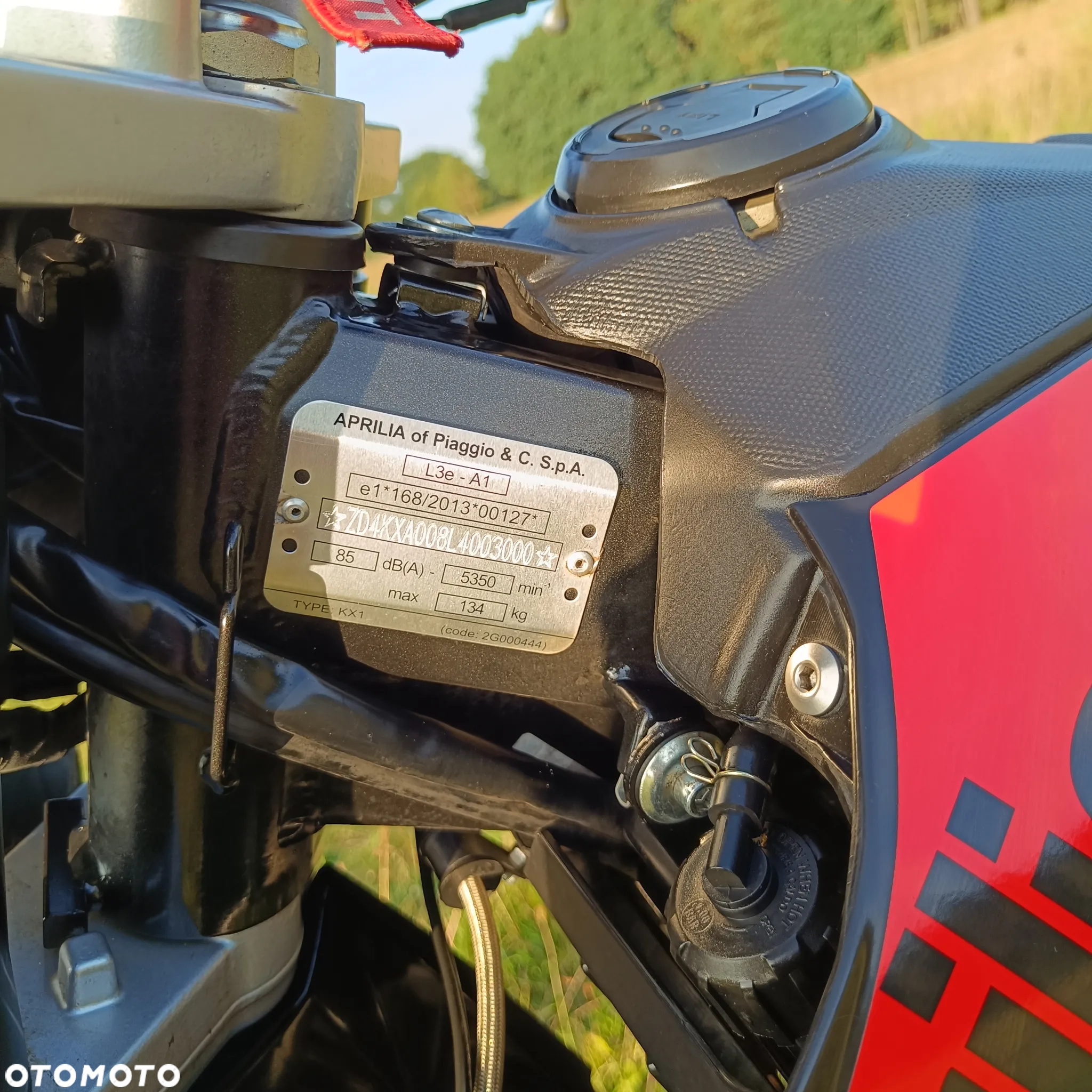 Aprilia RX - 9