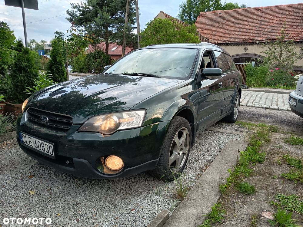 Subaru Outback - 1
