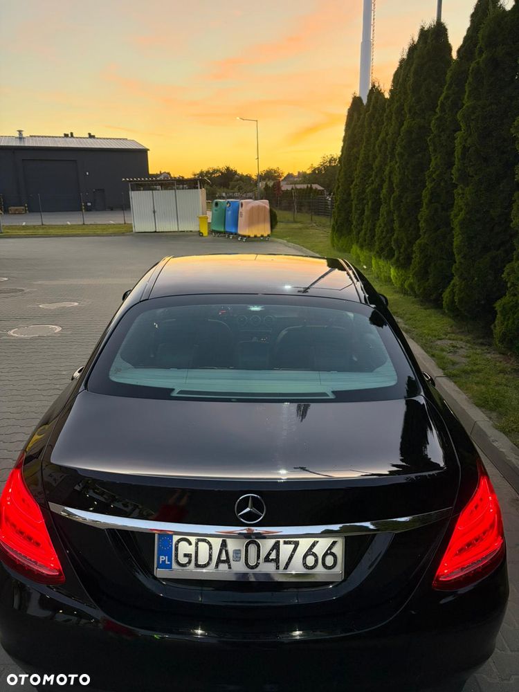 Mercedes-Benz Klasa C 200 4-Matic 9G-TRONIC - 11