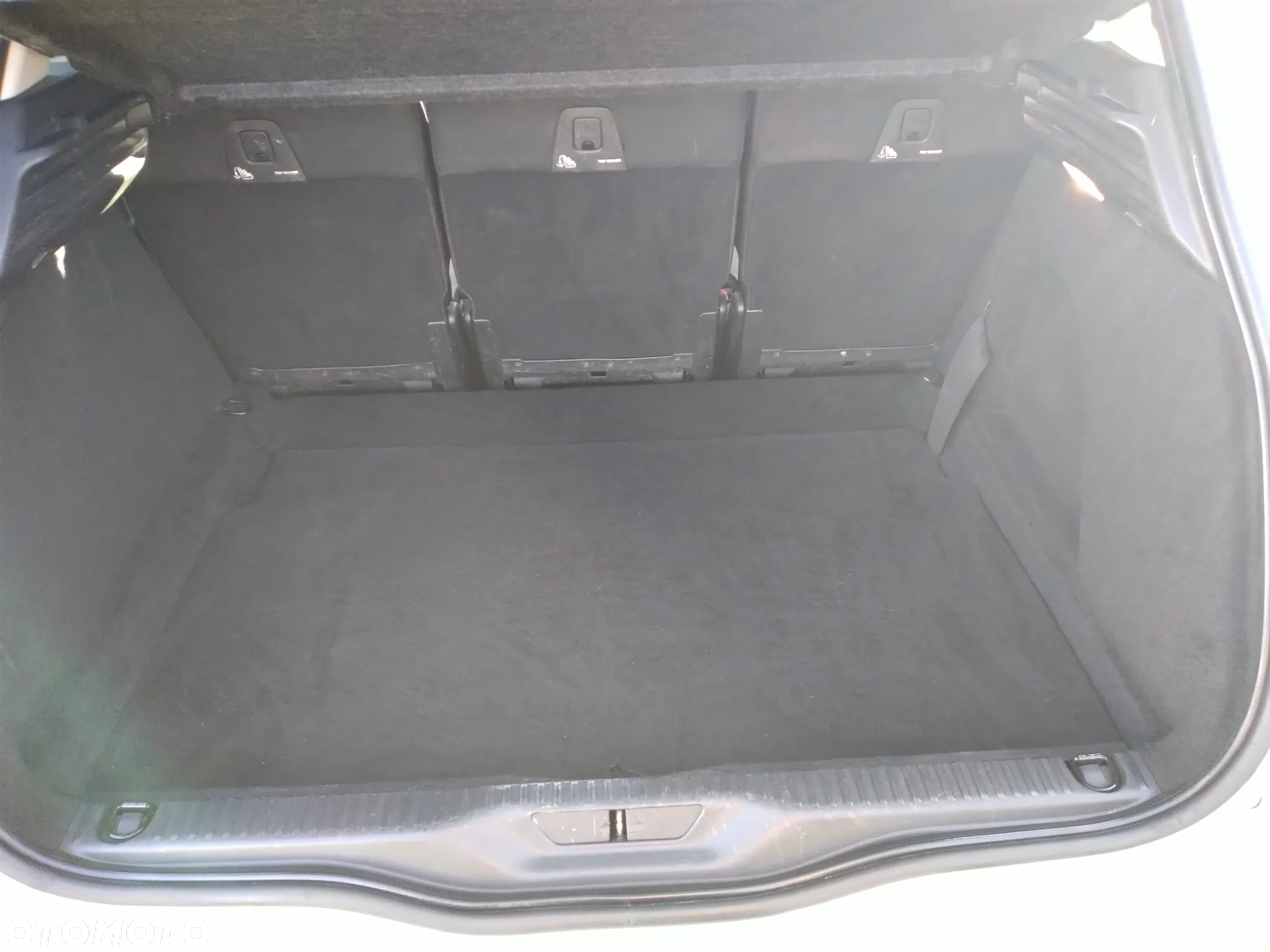 Citroën C4 Picasso 1.6 e-HDi Attraction - 20