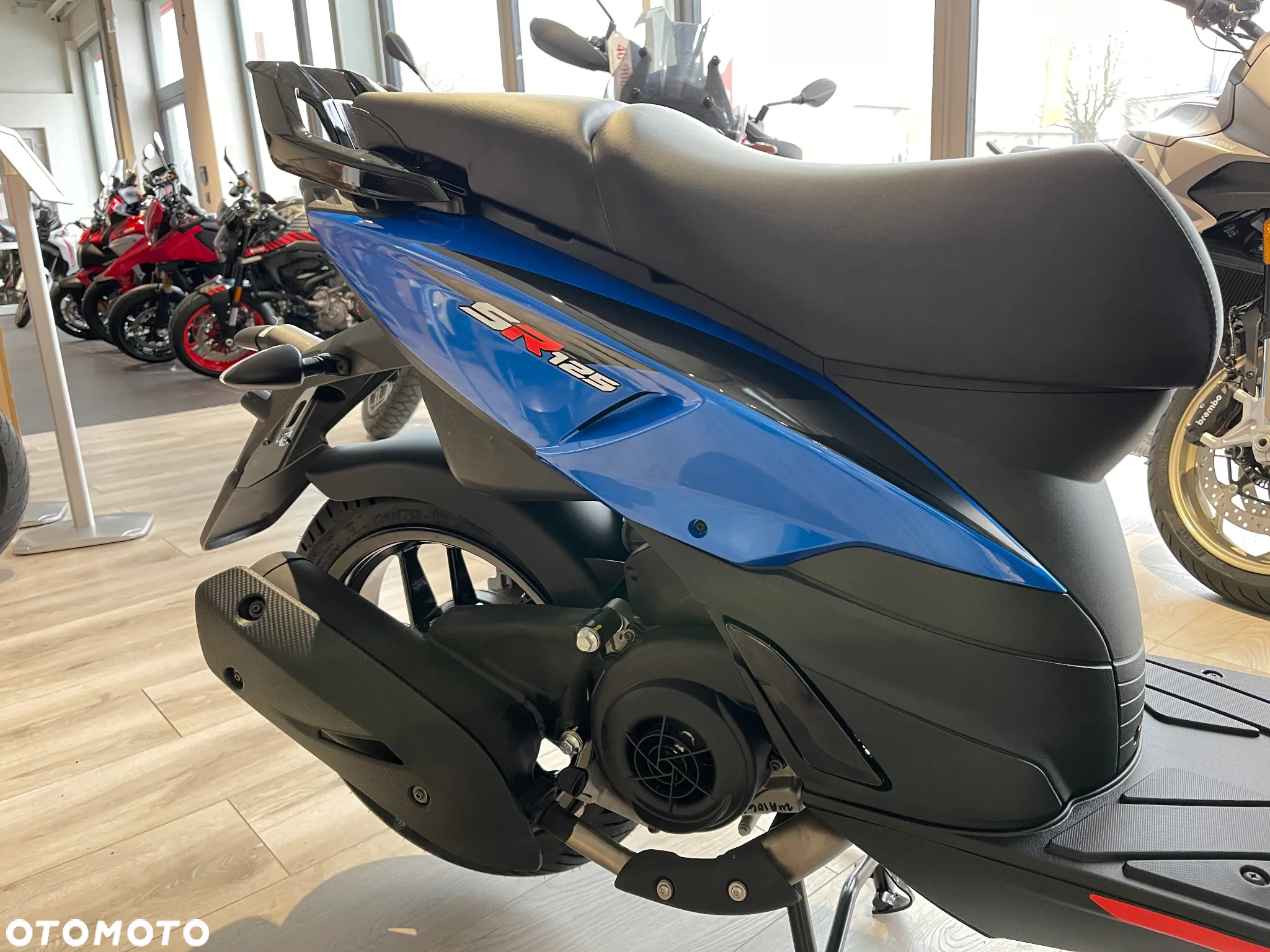Aprilia SR - 15