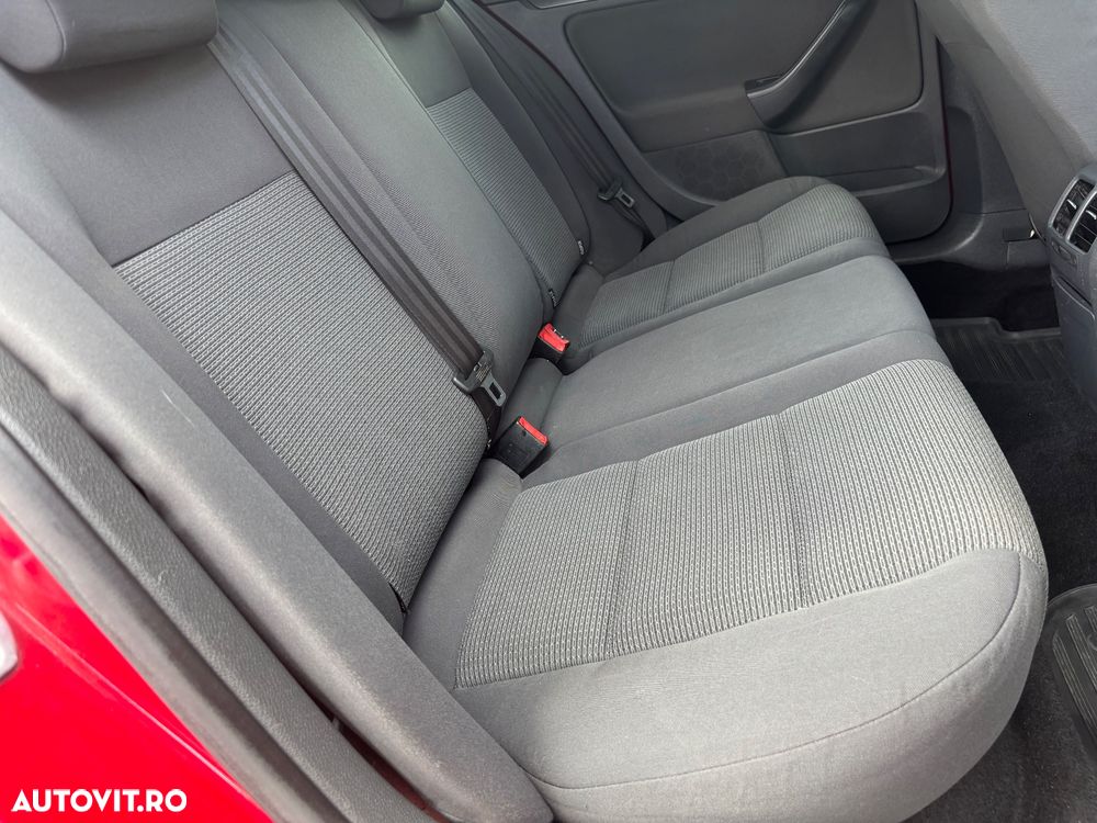 Volkswagen Golf 1.6 TSI Comfortline - 8