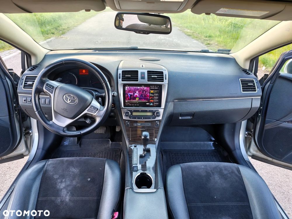 Toyota Avensis 1.8 Multidrive S Sol - 7