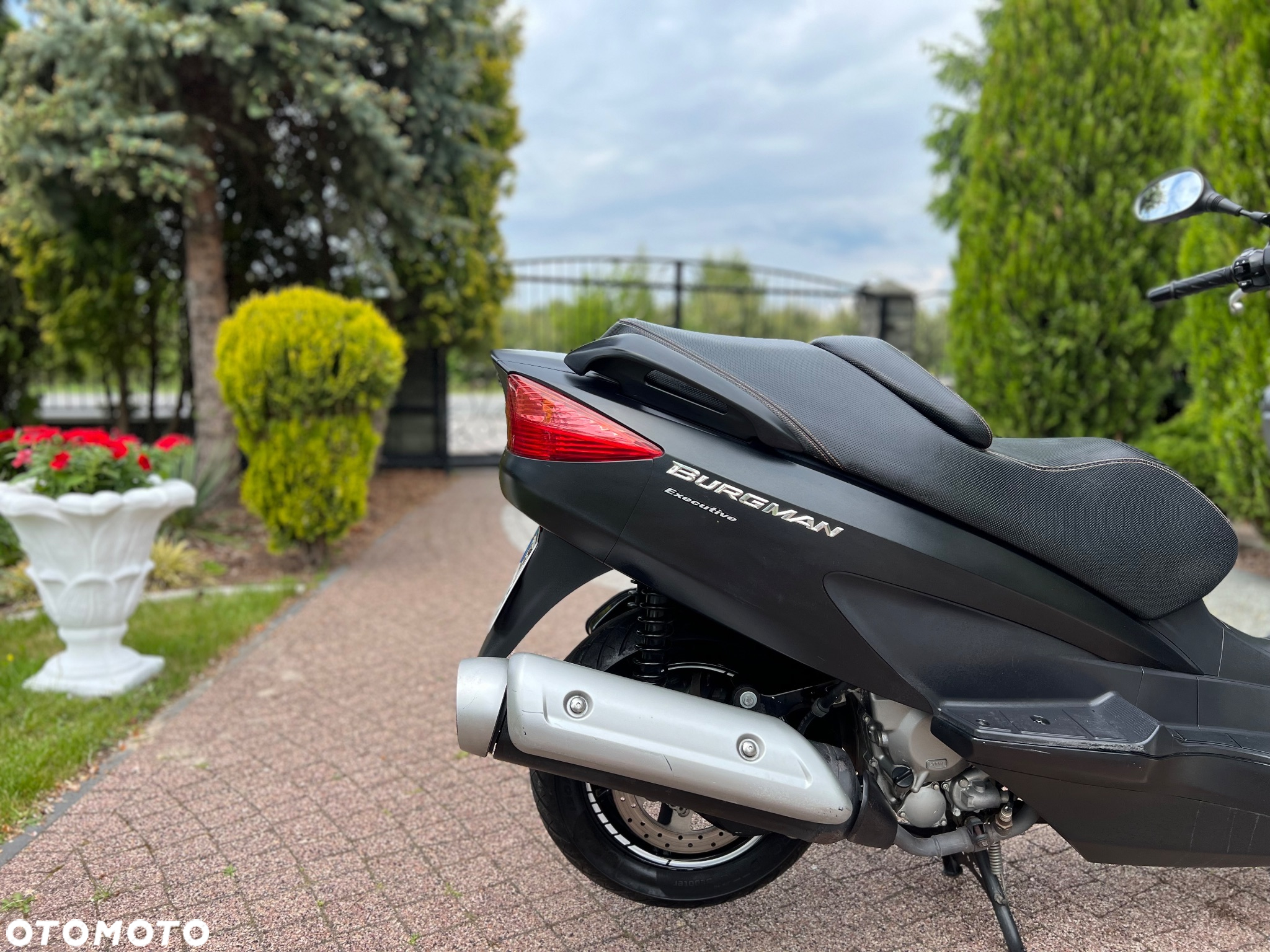 Suzuki Burgman - 9