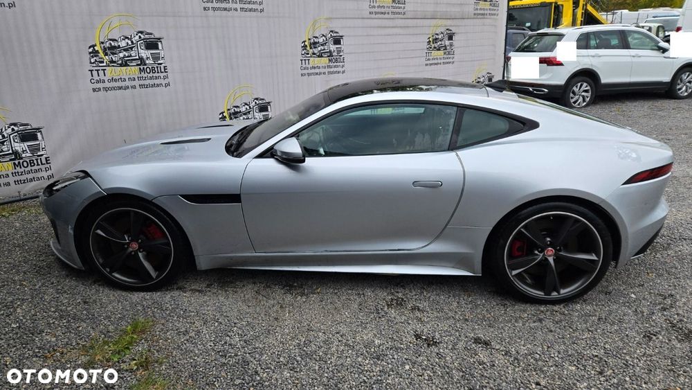 Jaguar F-Type - 16